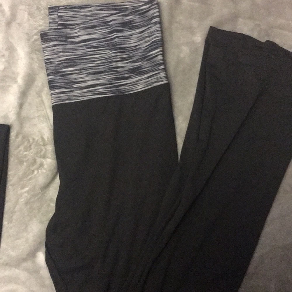 Maternity yoga pants
